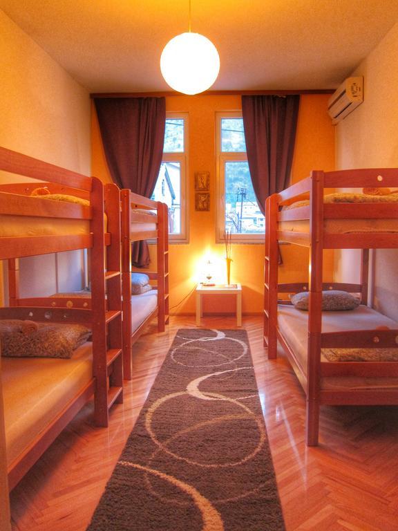 Hostel Taso'S House Mostar Esterno foto